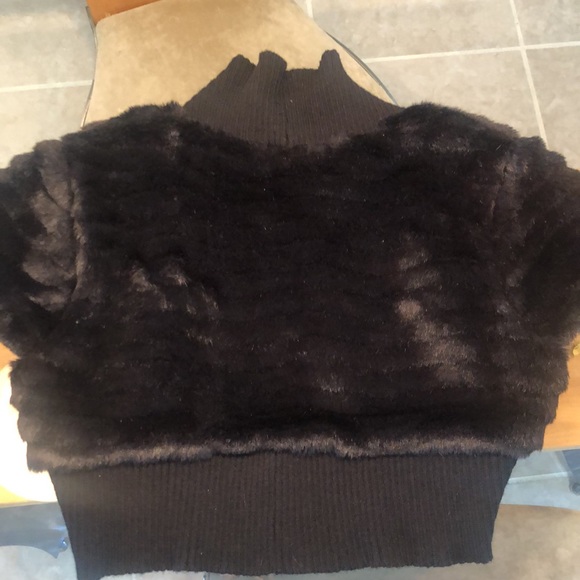 Black faux mink crop jacket - Picture 3 of 3